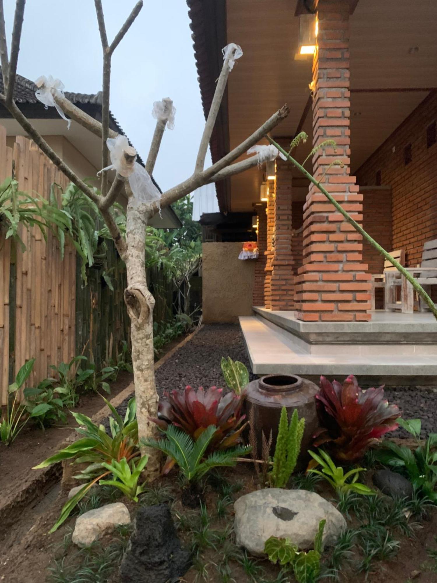 Ambara Guest House Tampaksiring Экстерьер фото